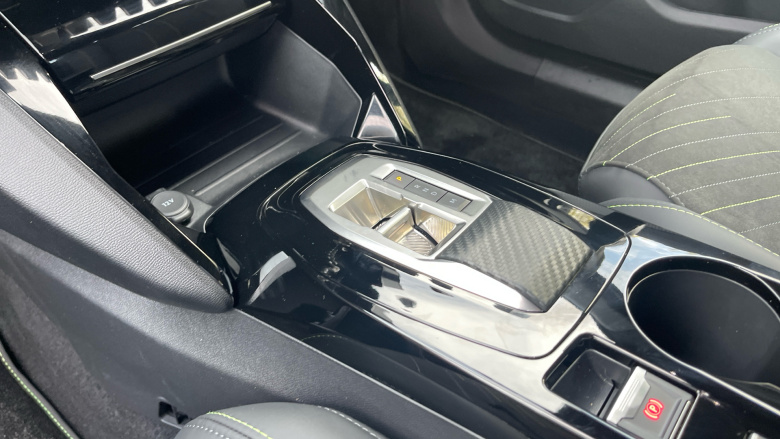 Peugeot 2008 1.2 Hybrid 136 GT 5dr e-DSC6 Petrol Estate